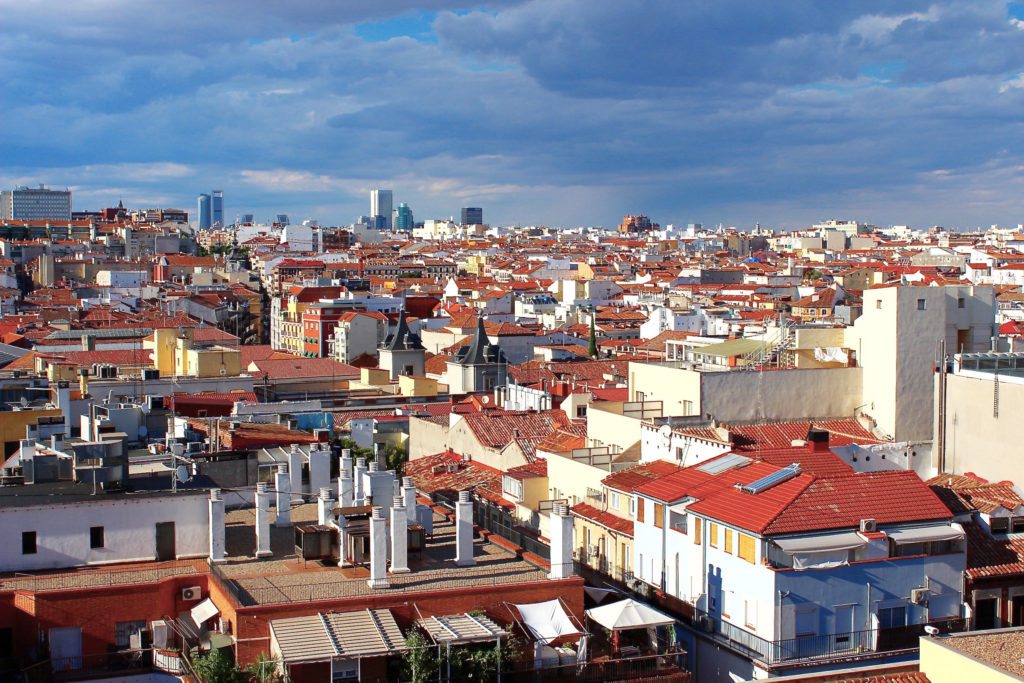 Черепичные крыши Мадрида